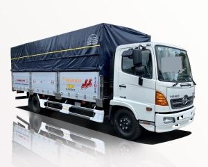 Xe Tải Hino FC9JN7A 6.5 Tấn Thùng Bạt