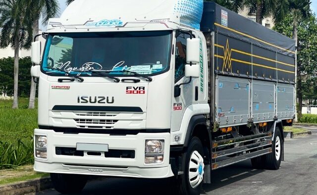 Xe Tải Isuzu FVR34UE5 8 Tấn Thùng Bạt