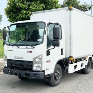 Xe Tải Isuzu QLR77FE5 2.3 Tấn Thùng Bảo Ôn